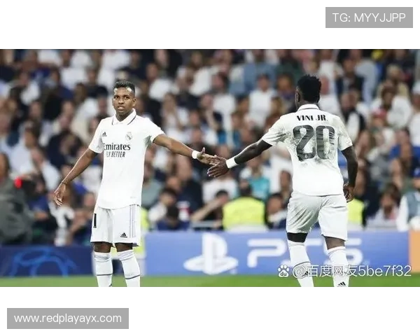 英格兰女足欧冠赛场再创辉煌,强势晋级下一轮 英格兰女足欧冠赛场再创辉煌,强势晋级下一轮