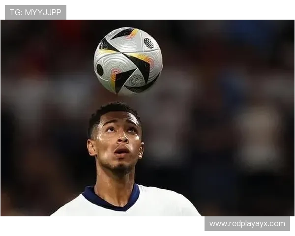 贝林厄姆：英格兰足球新偶像崭露头角，未来可期！